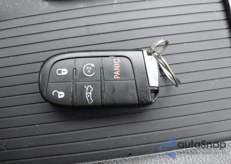 2014 Chrysler 300 300S из США, поврежденный, VIN 2C3CCAGGXEH353060